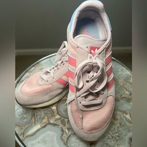 Adidas Women's Pink Pastel Sneakers - 9